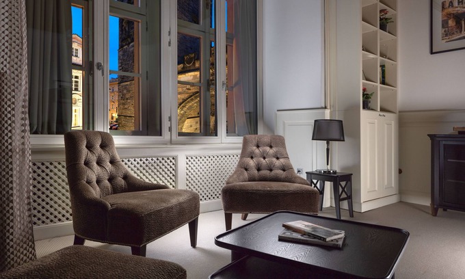 Mala Strana Maison | Charles Bridge flat I Insonorisé I Joliment meublé