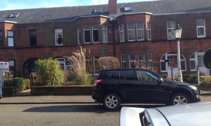 Largs Maison | Charles's Street