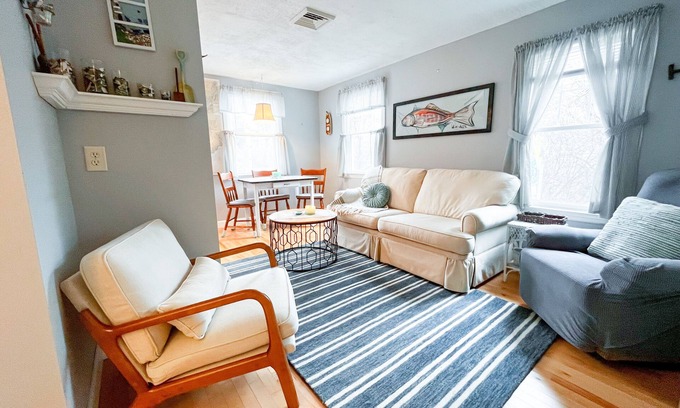 Charlestown Cottage | Charlestown Beach Cottage, 2BR, Screened porch, 3 min drive to Beach!