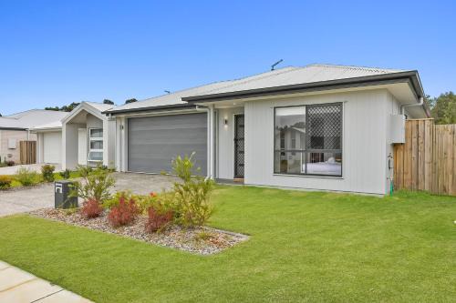 Caboolture Maison | Charlotte's Place