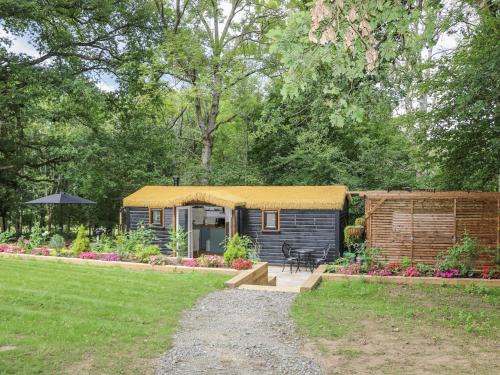 Staplefield Maison | Charltons Hollow Cabin