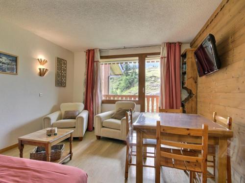 Plagne Villages Appartement | Charmant 2 pièces au pied des pistes avec balcon, pour 4 personnes - FR-1-455-139