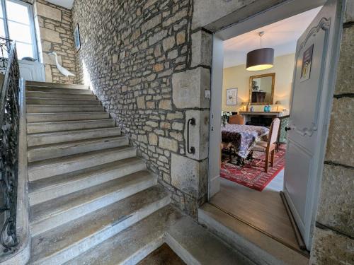Vesoul Appartement | Charmant appartement historique à Vesoul, avec WIFI et parking - FR-1-583-508