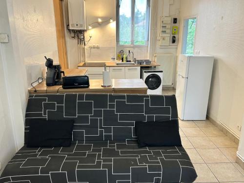 Le Creusot Appartement | Charmant appartement T2 Parc de la Verrerie Confort