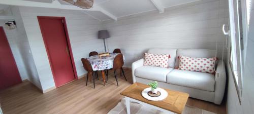 Cerans-Foulletourte Chalet De Ski | Charmant Chalet -La Lande - 4 pers-24h du Mans