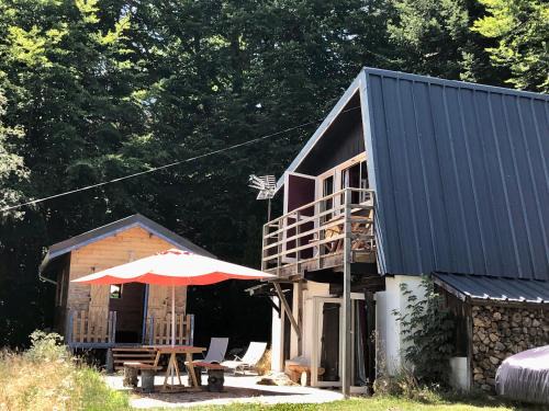 Saint-Antheme Chalet De Ski | CHARMANT CHALET dans les monts du Forez