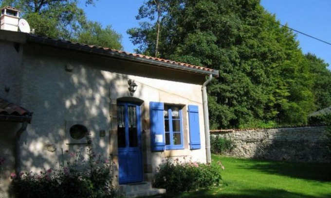 Beausite Maison | Charmant gîte lorrain avec poêle, jardin et terrasse, proche des sites historiques de Verdun - FR-1-585-4