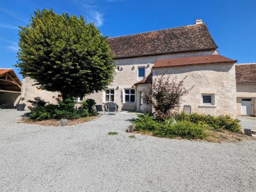 Douadic Maison | Charmant Gîte en Berry avec Étang, Terrasse et Spa à Proximité - FR-1-591-407