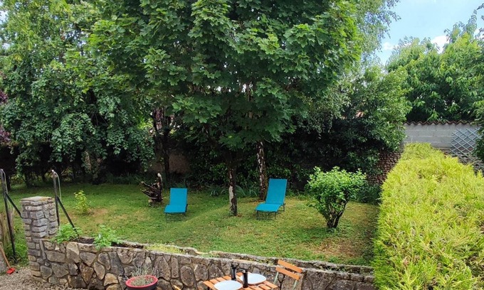 Cognac Appartement | Charmant Logement Avec Extérieur