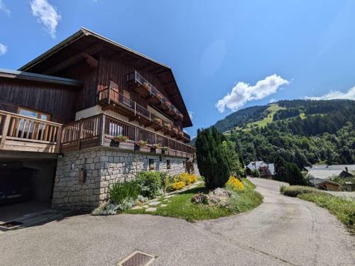 Beaufort Appartement | Charmant studio 19m², idéal 3 pers, avec terrasse et parking, proche commerces et navette ski - FR-1-342-307