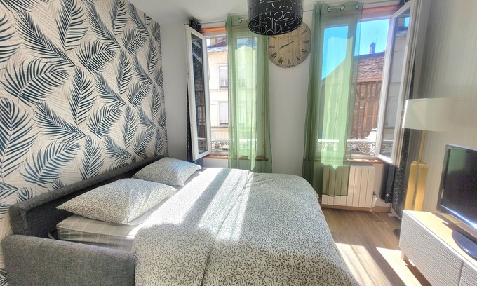 Troyes Appartement | Charmant Studio 26m² au Cœur de Troyes | Idéal pour 2 | Proche de Tout!