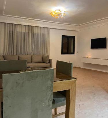 Gueliz Appartement | Charmant studio au coeur de la ville avec piscine