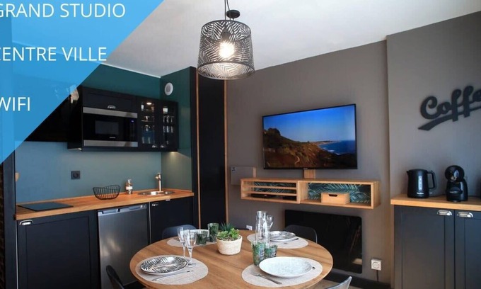 Saint-Quentin Appartement | GRAND STUDIO CENTRE VILLE TOUT ÉQUIPÉ PARKING WIFI