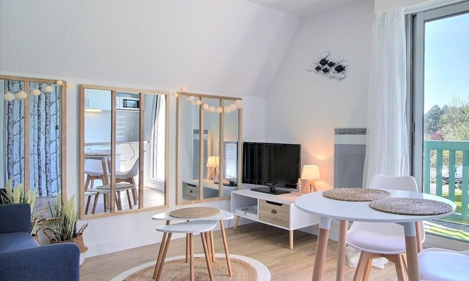 Tourgeville Appartement | Charmant studio Deauville - 5 min de la plage dans résidence fermée avec Parking