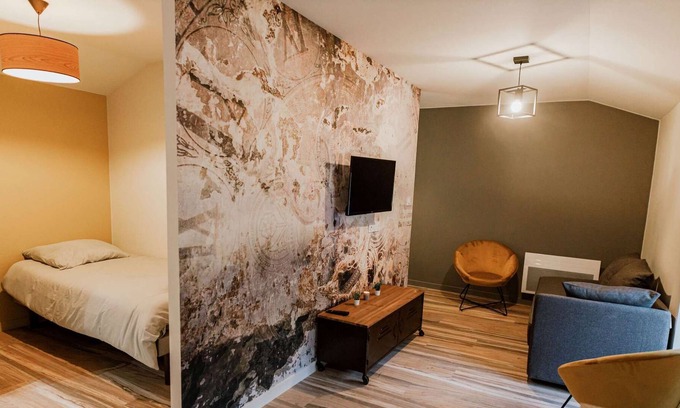 Saint-Chamond Appartement | Charmant studio industriel tout neuf proche du parc du Pilat