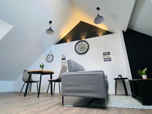 Saint-Pol-sur-Mer Appartement | Charmant T2 atypique Industriel