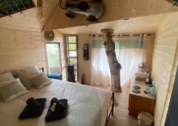 Saintry-sur-Seine Chalet De Ski | Charmante cabane perchée