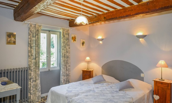 Venasque Lit Et Petit-Déjeuner | Charmante chambre d'hôte au coeur de la Provence, à Venasque
