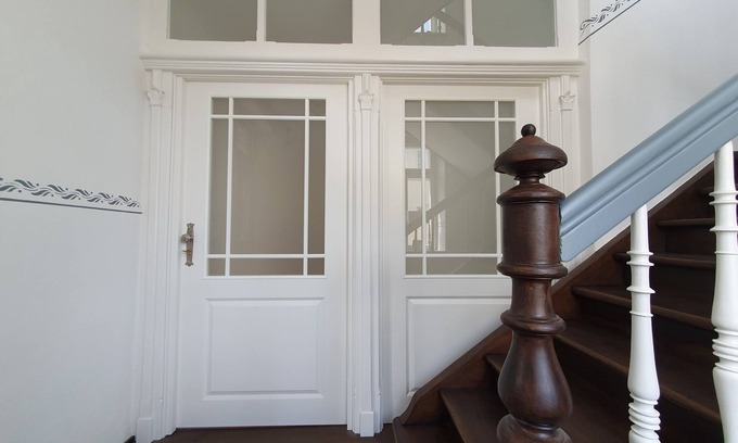 Werneck Appartement | Charmante Ferienwohnung mit Balkon in Besonderer Lage