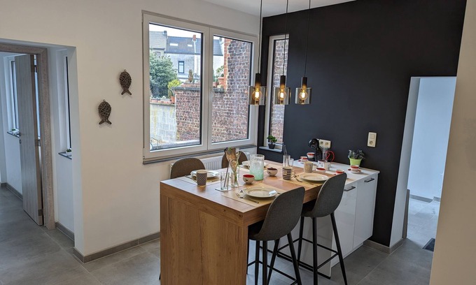 Couillet Maison | Charmante maison avec jardin et terrasse