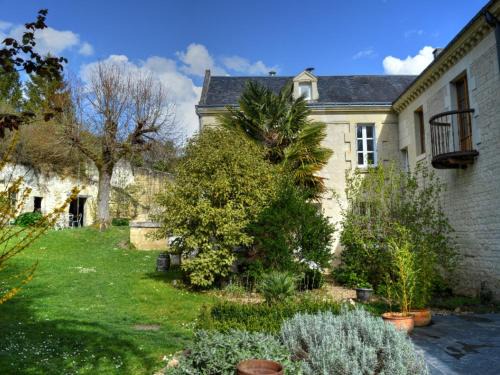 Seuilly Maison | Charmante maison avec jardin privé, cheminée et WIFI - FR-1-381-67
