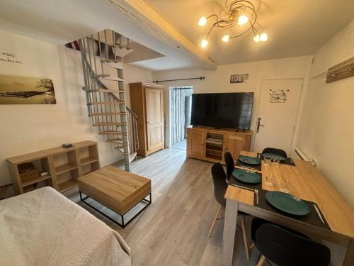 Choisy-au-Bac Appartement | Charmante Maison Wifi télé 65 pouces netflix