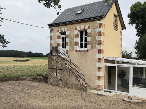Flee Maison | Charme champêtre entre Le Mans et Tours, maison rénovée en pleine nature - FR-1-410-480