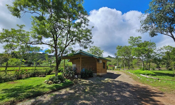San Isidro de El General Cabine | Charming cabin with WiFi in San Isidro de El General, 40 minutes to the beach