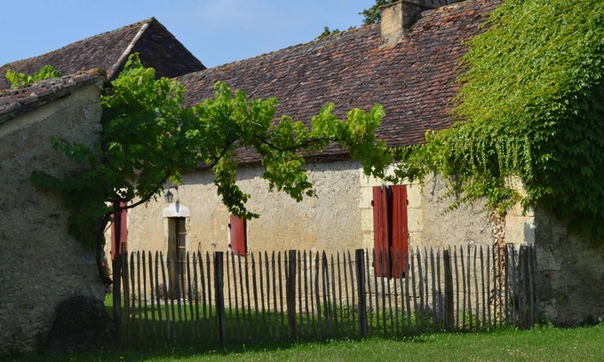 Saint-Felix-de-Villadeix Maison | Charmante périgourdine,piscine PRIVATIVE,chien ok,Domaine de Lavernelle 200 hec.
