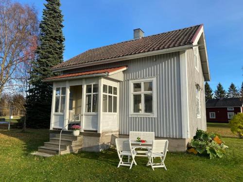 Kopparnas Maison | Charmig stuga på bondgård