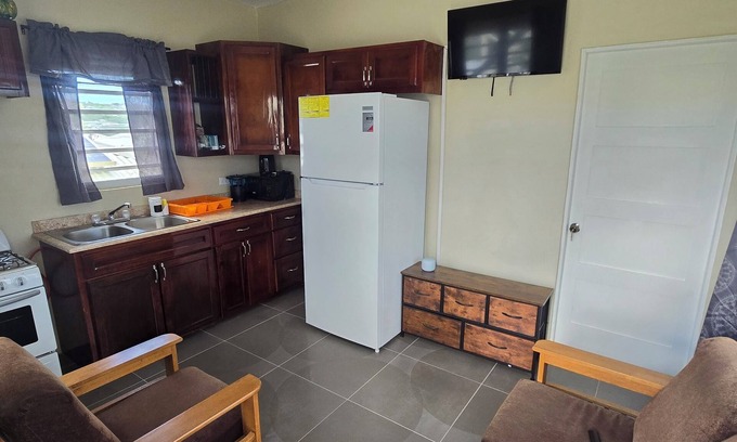 Potters Village Appartement | Charming 1-bedroom apartment with WiFi, AC in superb St. George