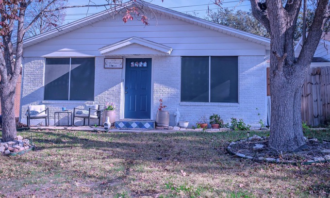 Copperas Cove Maison | Charming 1-bedroom house with WiFi, AC . within 5 miles from Military Base