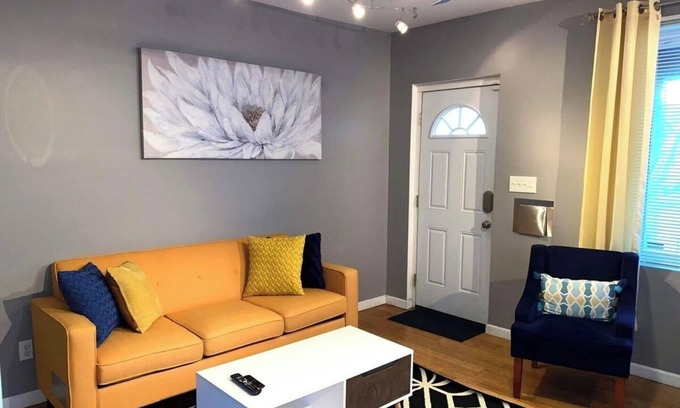 Westwood Appartement | Charming 1-bedroom apartment with WiFi, AC in marvelous Cincinnati