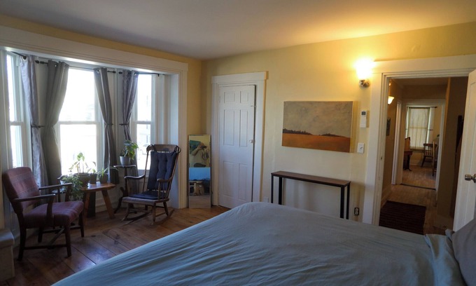 Biddeford Appartement | Charming 1-bedroom apartment in lovely Biddeford with AC, WiFi