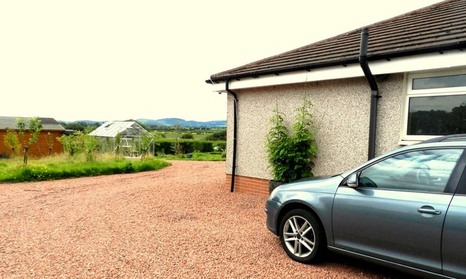 Dumfries Appartement | Charming 1-bedroom apartment in fantastic Dumfries with WiFi stunning views
