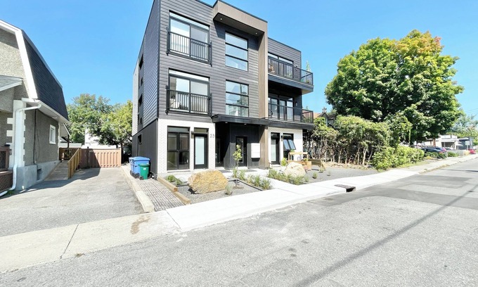Hintonburg Appartement | Charming 1 Bedroom Apartment in the heart of Westboro/Hintonburg