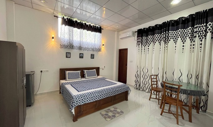 Weligama Appartement | Charming 1-bedroom apartment with WiFi, AC in lovely Mirissa