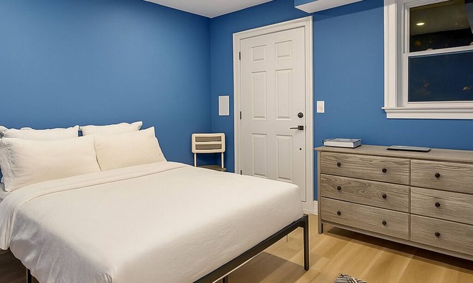 Capitol Hill Maison | Charming 1-bedroom house with WiFi, AC in enchanting Washington