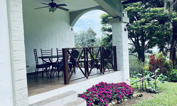 Jaramillo Maison | Charming 1-bedroom house in fabulous Boquete with AC and beautiful views.