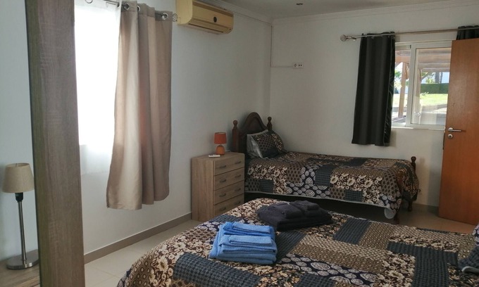 Colmeal Maison | Charming 1-bedroom house in marvelous Faro with WiFi, AC