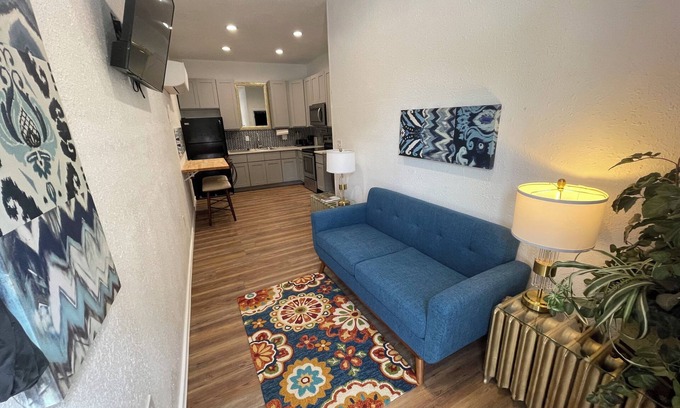 Rountree Appartement | Charming 1-bedroom apartment with WiFi, AC in welcoming Springfield