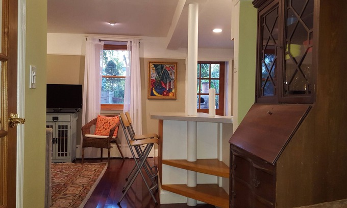 Windsor Terrace Appartement | Charming 1 br - Most Perfect Block ~ Neighborhood Of Families And Hipsters