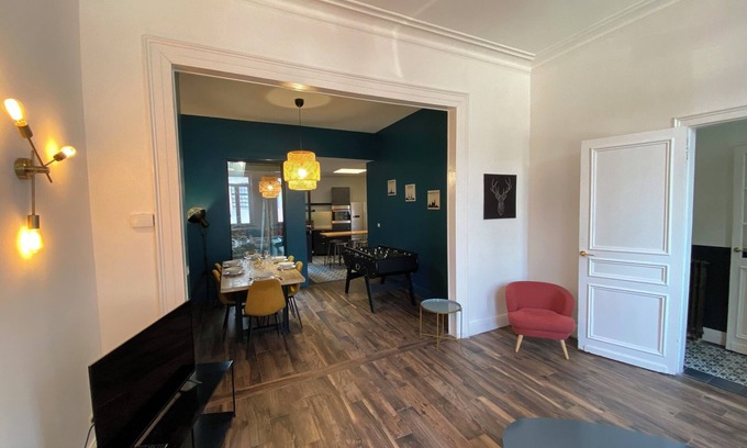 Roubaix Maison | Maison de charme 1920 - 6 chambres privatives avec SDB À 15 min de Lille