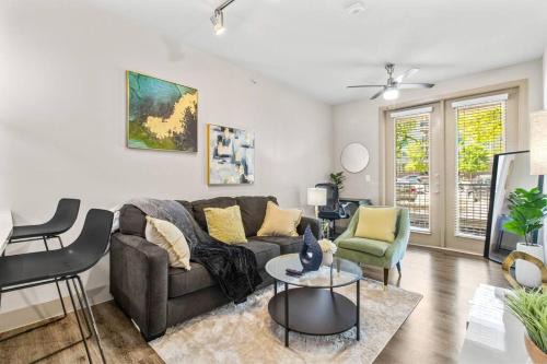 Chestnut Appartement | Charming 1BR Oasis KingBed FreeParking Wi-Fi