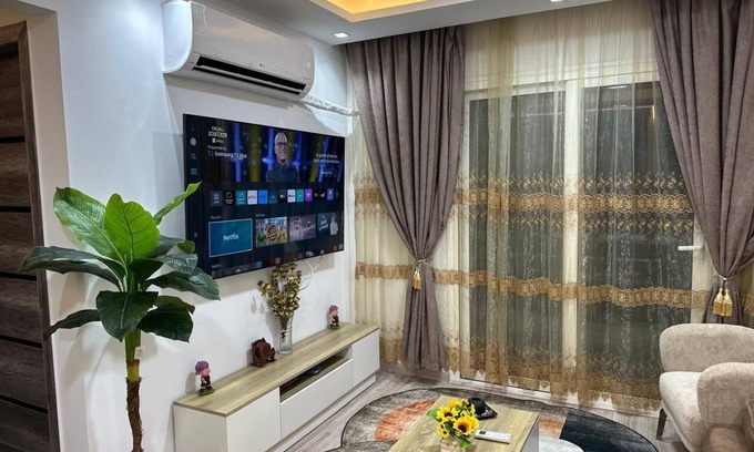 Ash-Shruq Maison | Charming 2-bedroom building in Madinty, Cairo Governorate with WiFi, AC