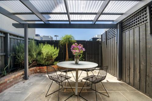 Cremorne Maison | Charming 2-Bed Home with Outdoor Space in Cremorne