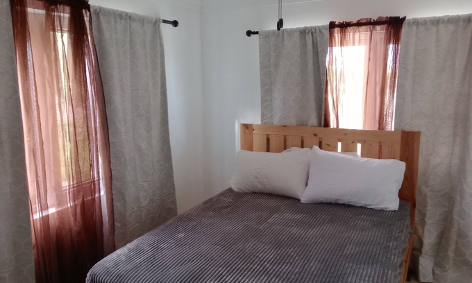 Marsh Harbour Appartement | Charming 2-bedroom apartment on Crockett Drive/Roderick Corner