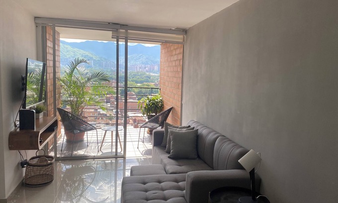 Guayabal Appartement | Charming 2 Bedroom/2 Full Bath Apartment w/Air Conditioning & WiFi