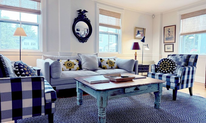 Marblehead Appartement | Charming 2-bedroom apartment in Old Town Marblehead; Near Shopping & Restaurants