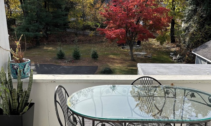 Morristown Appartement | Charming 2-bedroom apartment with WiFi, AC in tranquil Morristown